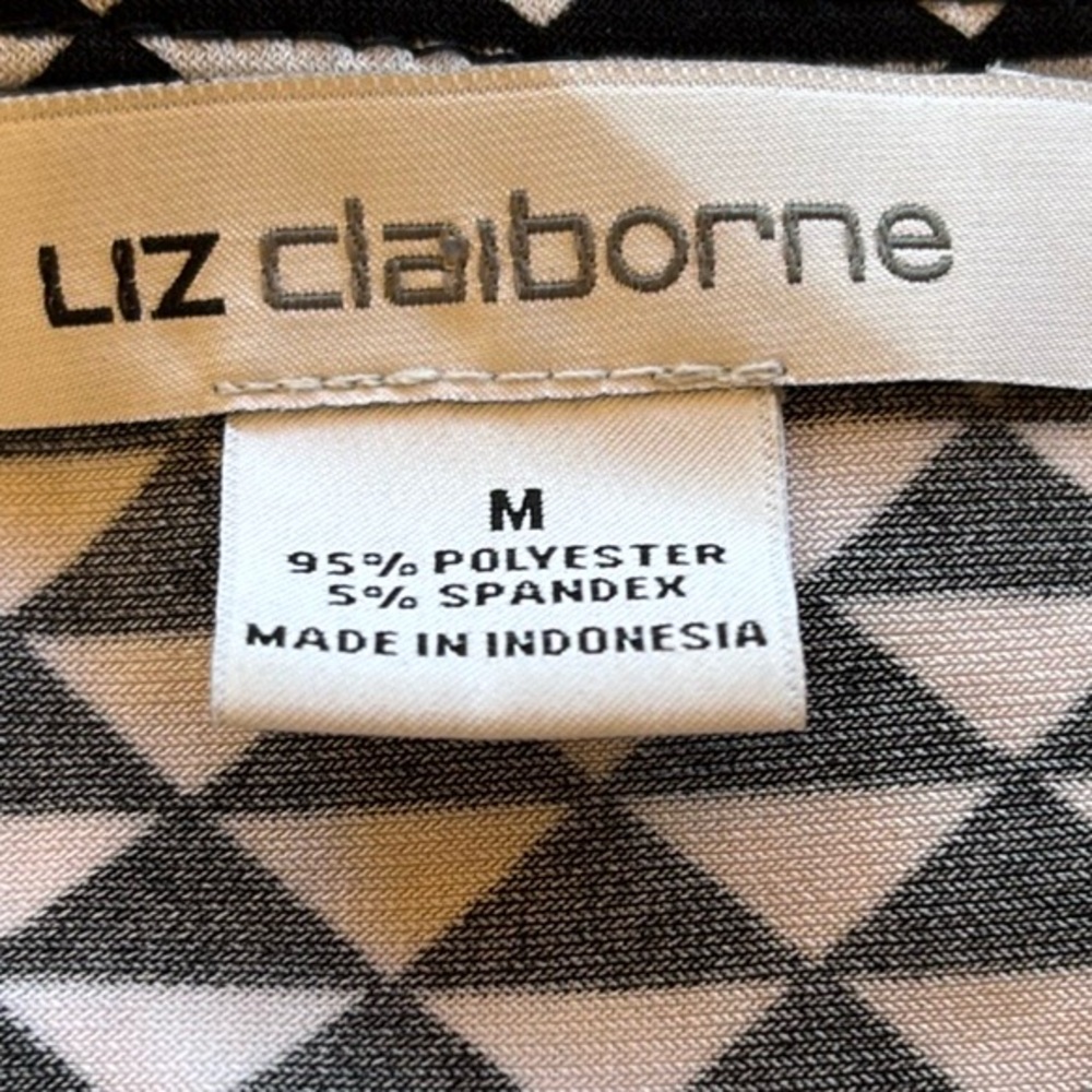 Liz Claiborne Black and White Wrap Blouse with 3/4 Sleeves - Picture 5 of 6